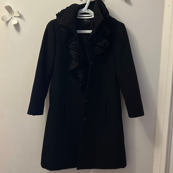 Tahari coat size S - Picture 2 of 5